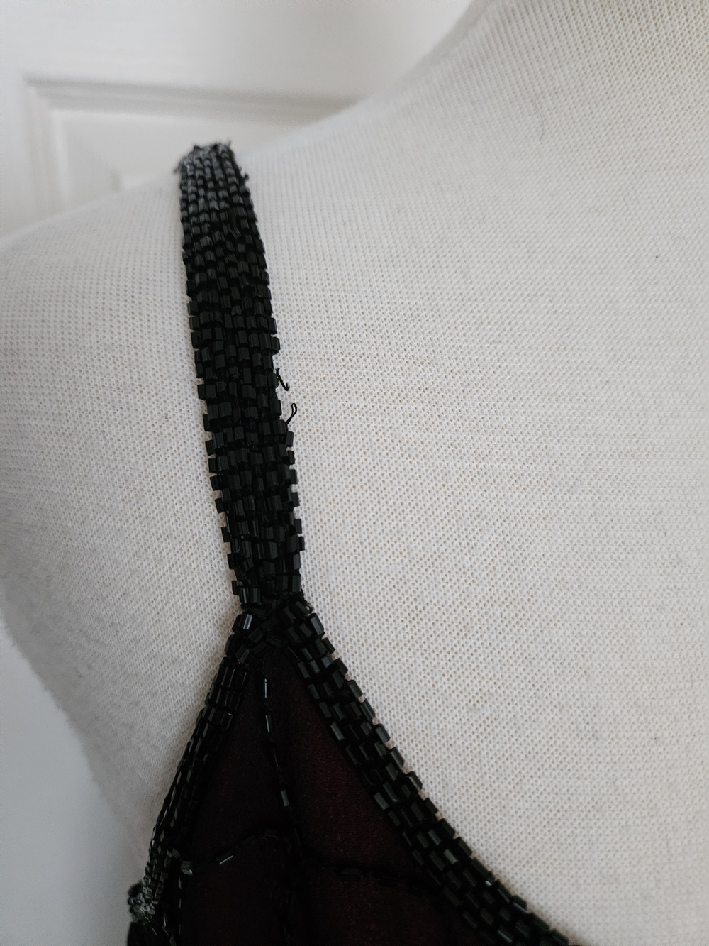 Vintage Black and Red Beaded Spiderweb Gown Size L XL Spider Web Cobweb Dress - Picture 8 of 9